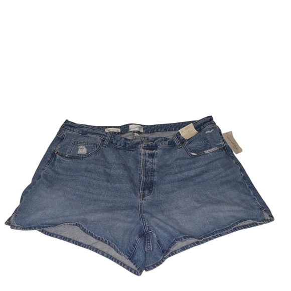 Universal Thread Pants - Women's Universal Thread, 90's Baggy Shorts, Size 22, NWT!!
